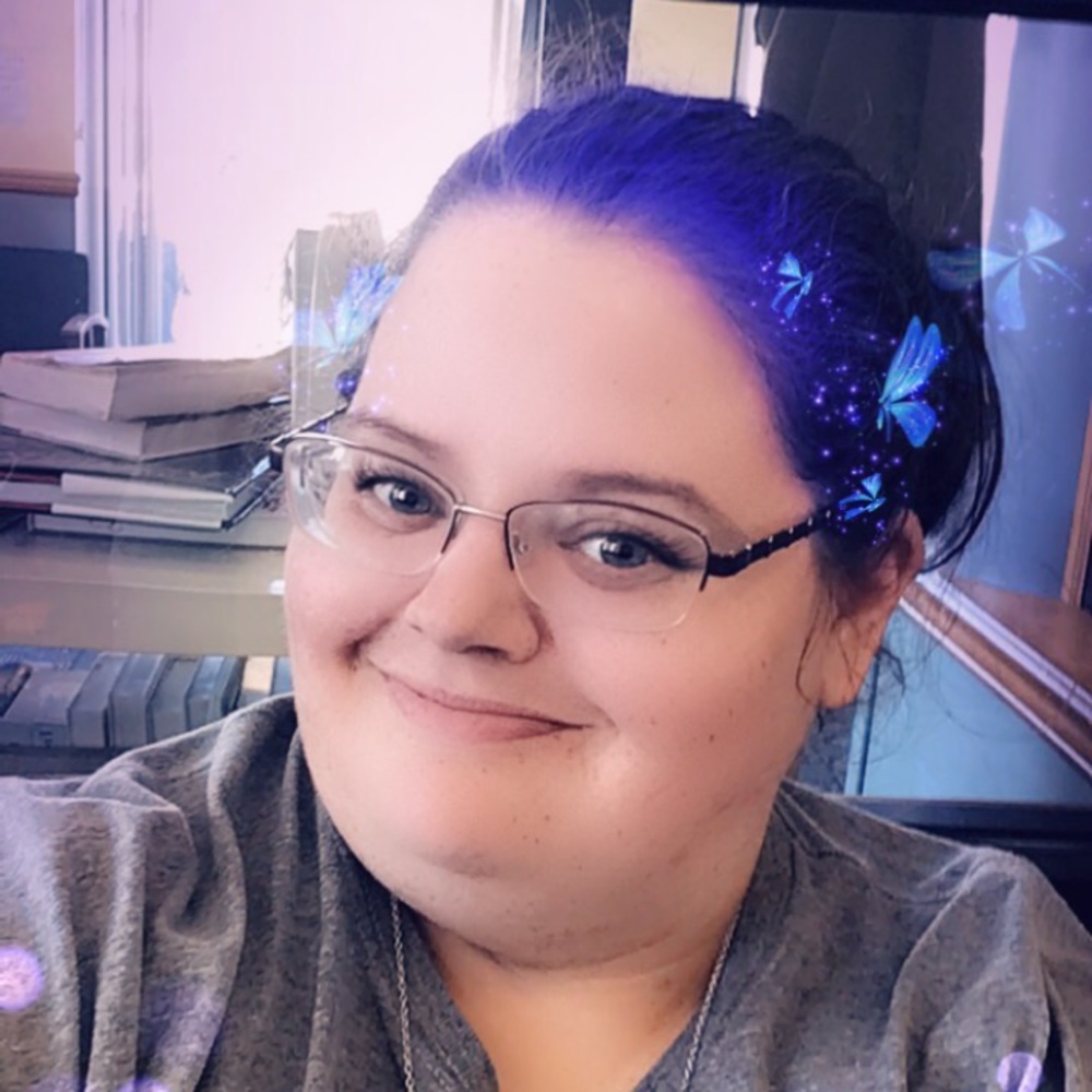 Meet your Posher, Danielle